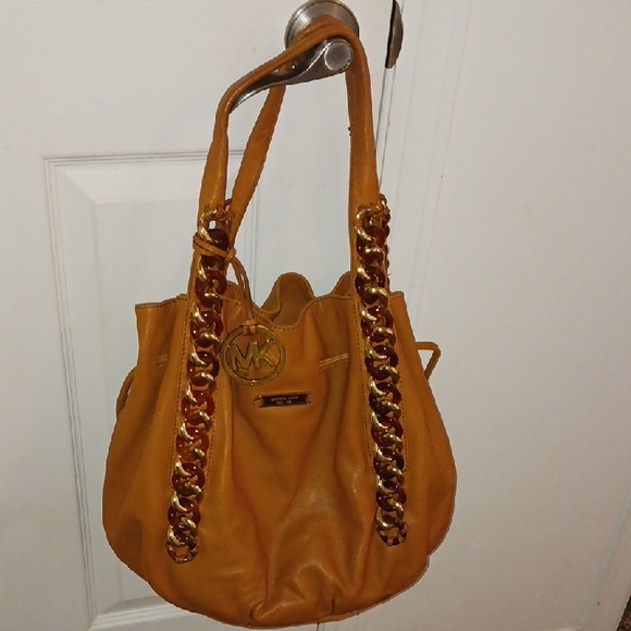 Michael Kors Handbags - Authentic Vintage Michael KORS Shoulder Bag
